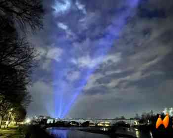 紫蓝光束直冲云霄，维罗纳提前“剧透”冬奥闭幕大秀