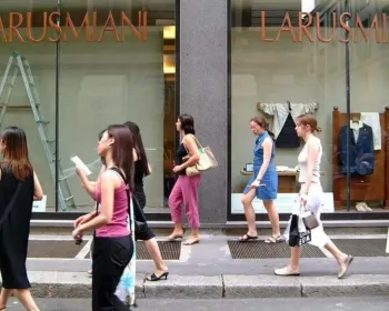 专挑名牌下手！米兰一华人男子偷了多个顶奢门店