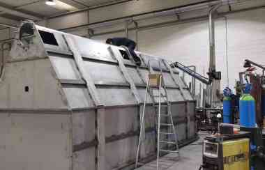 【招聘电焊工】