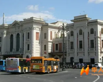 合法司机叫苦不迭！普拉托或启动车站“黑出租”专项执法行动